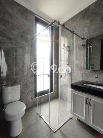 Dijual Rumah Luas Elegan Dengan View Eksklusif di Bintaro, Tangerang Selatan Dijual Rumah Luas Elegan Dengan View Eksklusif di Bintaro, Tangerang Selatan