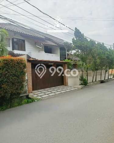 Ready to Use! Premium House LT 320m2 Desain Elegan di Lebak Bulus Ready to Use! Premium House LT 320m2 Desain Elegan di Lebak Bulus