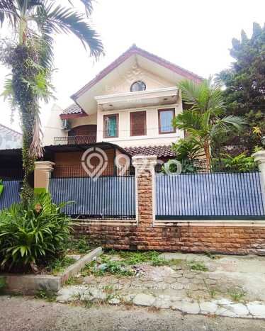 For Sale! Luxury House LT 231m2 Desain Elegan di Bintaro For Sale! Luxury House LT 231m2 Desain Elegan di Bintaro