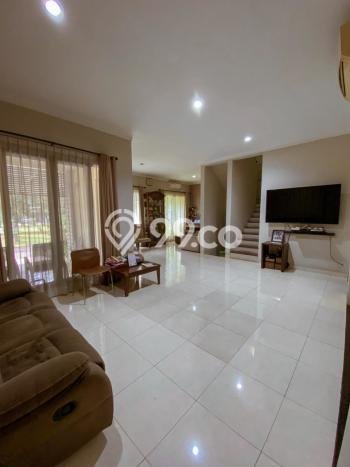 Jual Rumah Luas Megah Dengan View Cantik di Bintaro, Tangerang Selatan Jual Rumah Luas Megah Dengan View Cantik di Bintaro, Tangerang Selatan