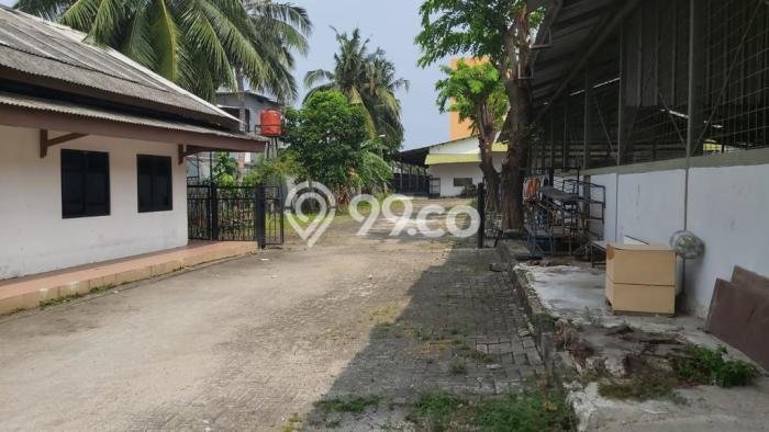 LOKASI PREMIUM! Gudang di , Luas 2500m2m², Pusat Bisnis LOKASI PREMIUM! Gudang di , Luas 2500m2m², Pusat Bisnis