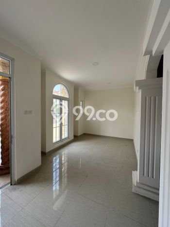 Dijual Rumah Luas Elegan Dengan View Cantik di Kalideres, Jakarta Barat Dijual Rumah Luas Elegan Dengan View Cantik di Kalideres, Jakarta Barat