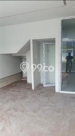 Gudang disewakan di Cengkareng Jakarta Barat dengan luas bangunan 687m2 Gudang disewakan di Cengkareng Jakarta Barat dengan luas bangunan 687m2