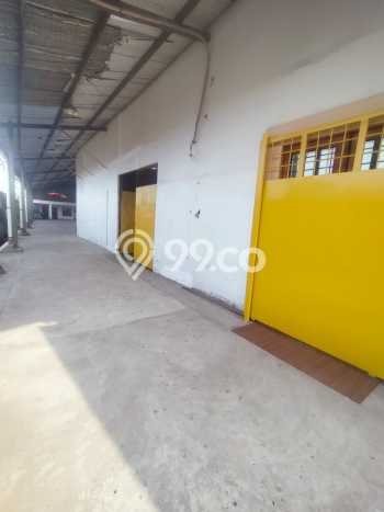 LOKASI PREMIUM! Gudang di , Luas 2500m2m², Pusat Bisnis LOKASI PREMIUM! Gudang di , Luas 2500m2m², Pusat Bisnis