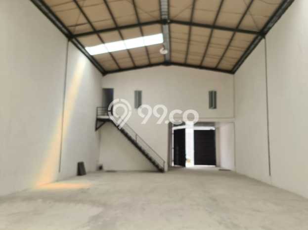 Gudang Bagus Dijual LB 165m2 Lokasi Strategis Tangerang Area Cocok untuk Berbisnis Gudang Bagus Dijual LB 165m2 Lokasi Strategis Tangerang Area Cocok untuk Berbisnis