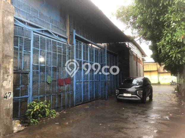 Unit Gudang Dijual di Jakarta Barat LT 580m2 & LB 100m2 Unit Gudang Dijual di Jakarta Barat LT 580m2 & LB 100m2