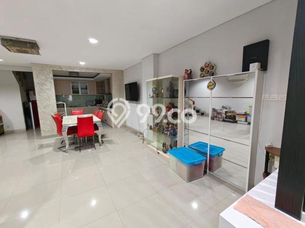 Rumah Mewah LB 200m2 Siap Huni Desain Elegan di Sunter, Jakarta Utara Rumah Mewah LB 200m2 Siap Huni Desain Elegan di Sunter, Jakarta Utara