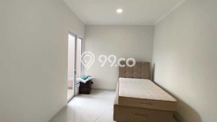 Ready to Use! Premium House LT 162m2 Desain Modern di BSD Ready to Use! Premium House LT 162m2 Desain Modern di BSD