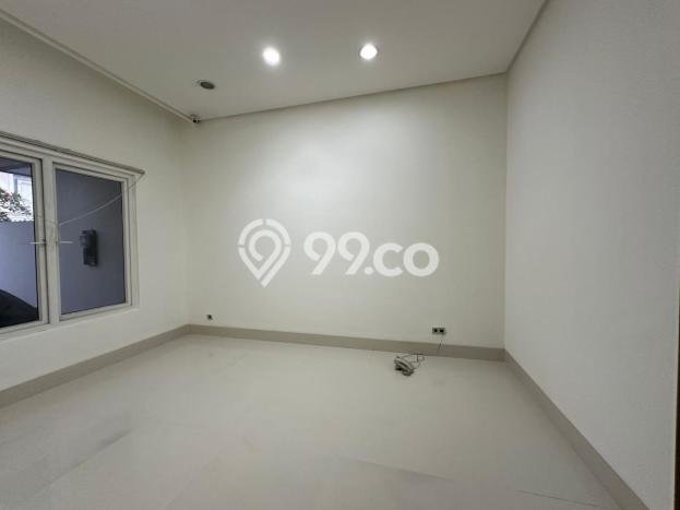 Rumah Elit Modern Tanpa Renovasi di Pantai Indah Kapuk Jakarta Utara Rumah Elit Modern Tanpa Renovasi di Pantai Indah Kapuk Jakarta Utara