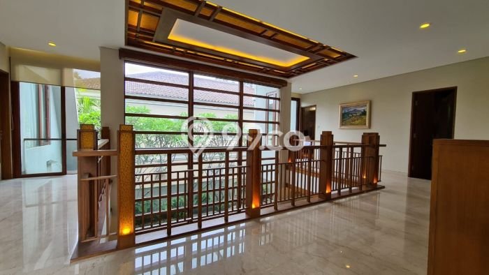 Ready to Use! Luxury House LT 630m2 Desain Modern di Lippo Karawaci Ready to Use! Luxury House LT 630m2 Desain Modern di Lippo Karawaci
