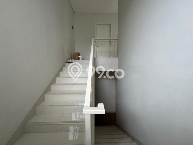 Rumah Kontrakan Tangerang LT 300m2 LB 295m2 Area Alam Sutera Rumah Kontrakan Tangerang LT 300m2 LB 295m2 Area Alam Sutera