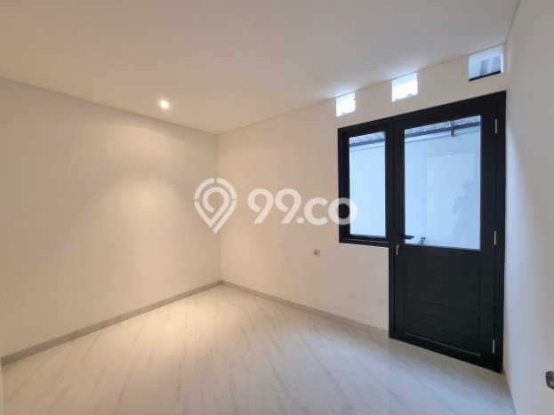 Rumah Elit Modern Tanpa Renovasi di BSD Puspita Loka Tangerang Rumah Elit Modern Tanpa Renovasi di BSD Puspita Loka Tangerang