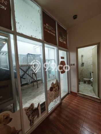 Ruko Kawasan , Luas 185m2m², Lokasi Strategis Ruko Kawasan , Luas 185m2m², Lokasi Strategis