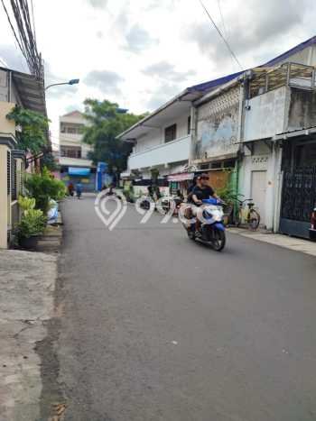 Hunian Cantik Minimalis Lb 100m2 di Kelapa Gading, Jakarta Utara Hunian Cantik Minimalis Lb 100m2 di Kelapa Gading, Jakarta Utara