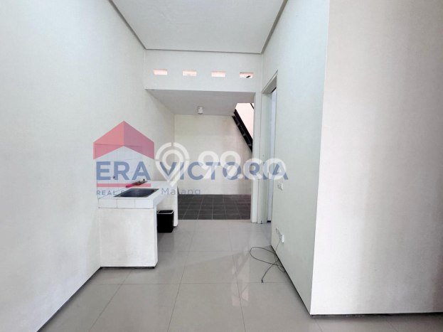 Rumah Modern 3 KT LT 80m2 di Araya Rumah Modern 3 KT LT 80m2 di Araya