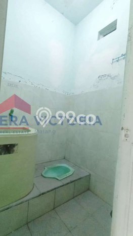 Dijual Kost Strategis di Lawang, Malang 10 KT, 8 KM, Luas Bangunan 166m2 Dijual Kost Strategis di Lawang, Malang 10 KT, 8 KM, Luas Bangunan 166m2