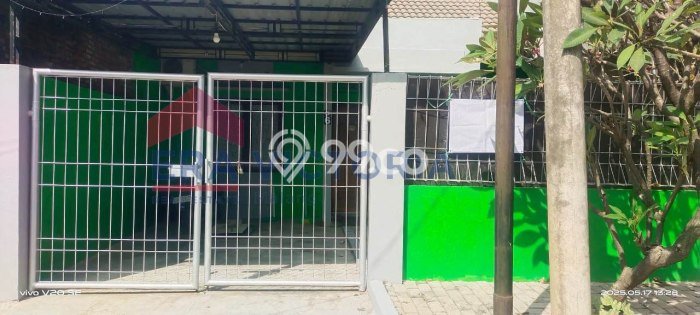 Rumah Luas Asri 2 KT Siap Pakai di Sidoarjo Surabaya Rumah Luas Asri 2 KT Siap Pakai di Sidoarjo Surabaya