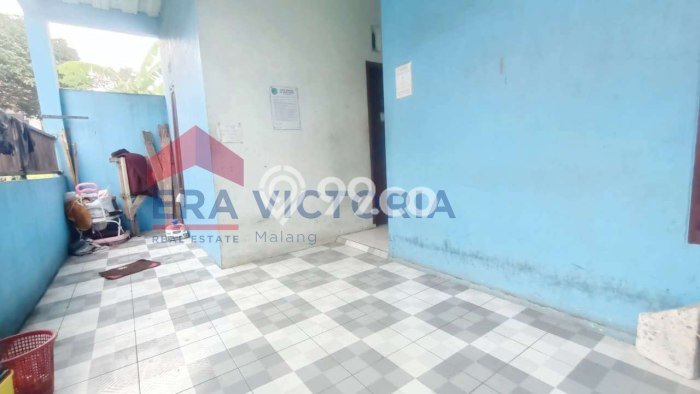 Dijual Kost Strategis di Lawang, Malang 10 KT, 8 KM, Luas Bangunan 166m2 Dijual Kost Strategis di Lawang, Malang 10 KT, 8 KM, Luas Bangunan 166m2