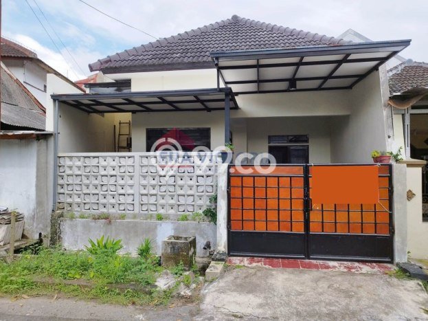 Dijual Rumah 4 Kamar Lokasi Strategis Nyaman dan Strategis di Blimbing Dijual Rumah 4 Kamar Lokasi Strategis Nyaman dan Strategis di Blimbing