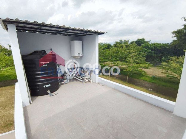 Rumah Elit Modern Tanpa Renovasi di Araya Malang Rumah Elit Modern Tanpa Renovasi di Araya Malang