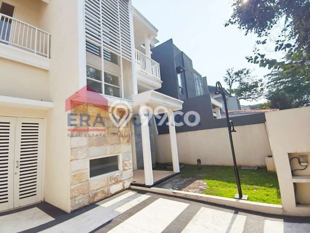 Ready to Use! Premium House LT 200m2 Desain Modern di Araya Ready to Use! Premium House LT 200m2 Desain Modern di Araya