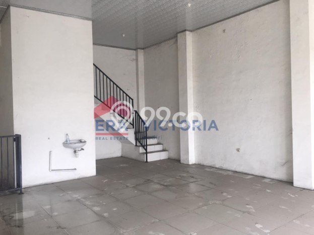 Ruko Dijual Lokasi Emas di Mojoroto Luas 360m2 Ruko Dijual Lokasi Emas di Mojoroto Luas 360m2