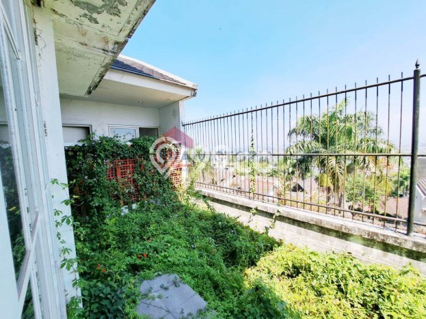 Hunian Cantik Modern Lb 200m2 di Kedungkandang, Malang Hunian Cantik Modern Lb 200m2 di Kedungkandang, Malang