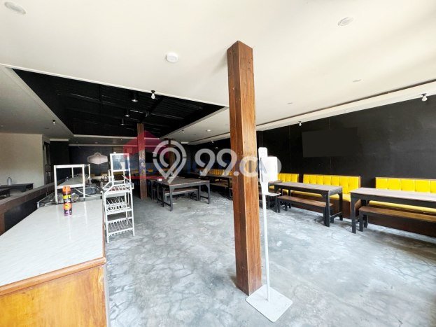 Ruko di Sengkaling, Luas 200m², Akses Utama, Siap Operasional Ruko di Sengkaling, Luas 200m², Akses Utama, Siap Operasional