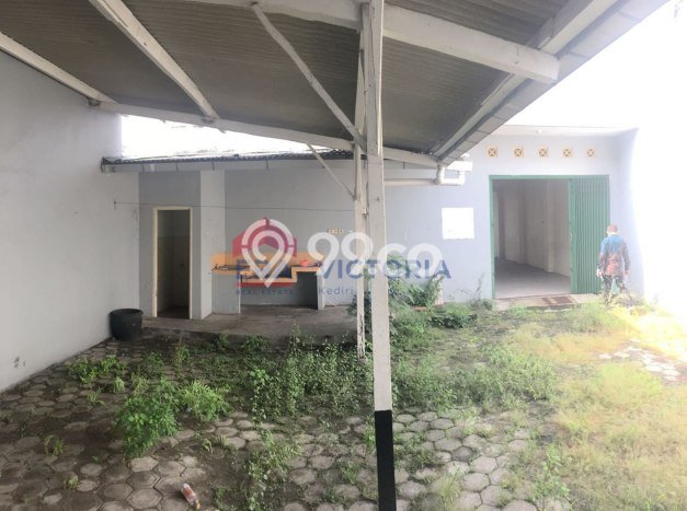 Unit Ruko Dijual di Mojoroto Kediri 396m2 Unit Ruko Dijual di Mojoroto Kediri 396m2