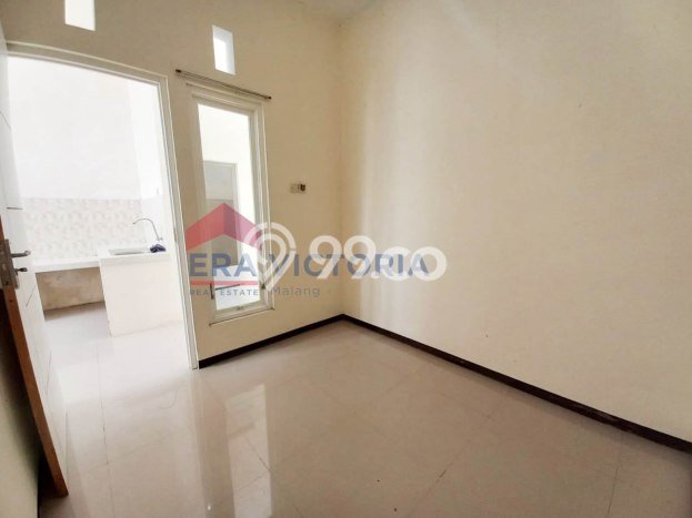 Jual Rumah Harga Miring Pakis Punya 2 Kamar & LT 60m2 Jual Rumah Harga Miring Pakis Punya 2 Kamar & LT 60m2