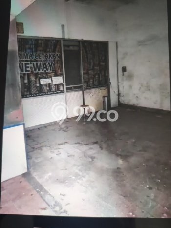 SIAP HUNI! Rumah Asri di Klojen, LT 120m2m² LB 120m2m² SIAP HUNI! Rumah Asri di Klojen, LT 120m2m² LB 120m2m²