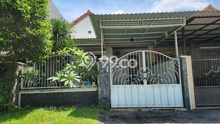 Disewakan Rumah Murah di Citraland Surabaya Punya 3 KT Disewakan Rumah Murah di Citraland Surabaya Punya 3 KT