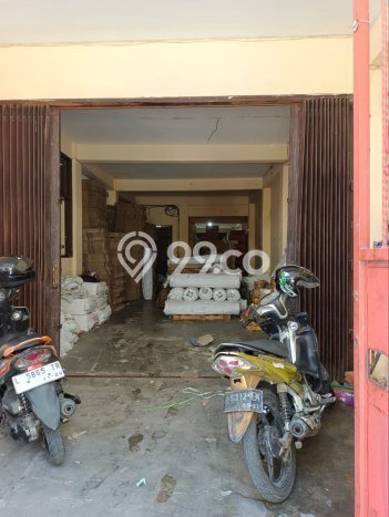Dijual Rumah Premium dengan Fasilitas Sekitar Lengkap di Tambaksari, Surabaya Dijual Rumah Premium dengan Fasilitas Sekitar Lengkap di Tambaksari, Surabaya