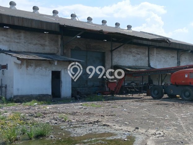 Gudang Disewa di Surabaya dengan LB 3250m2 Area Komersial Ramai Gudang Disewa di Surabaya dengan LB 3250m2 Area Komersial Ramai