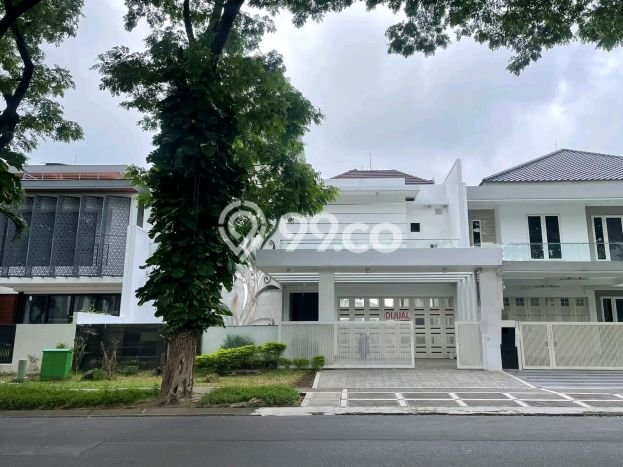 Best Deal Hunian Premium Ideal dan Luas di Wiyung, Surabaya Best Deal Hunian Premium Ideal dan Luas di Wiyung, Surabaya