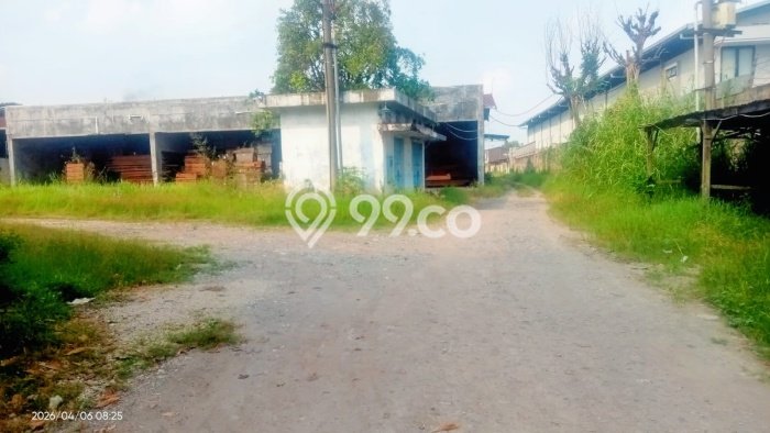 Gudang untuk disewa di Pakal punya LT 13000m2 & LB 4000m2 harga sewa kompetitif Gudang untuk disewa di Pakal punya LT 13000m2 & LB 4000m2 harga sewa kompetitif