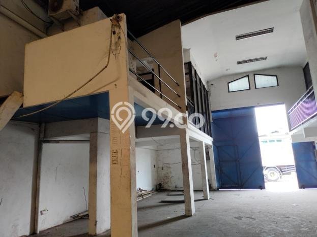 LOKASI STRATEGIS! Gudang Kawasan Kenjeran, Luas 462m2m², Sentra Perdagangan LOKASI STRATEGIS! Gudang Kawasan Kenjeran, Luas 462m2m², Sentra Perdagangan