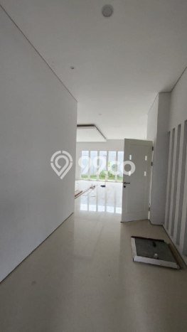 Rumah Siap Huni 5 KT 4 KM di Wiyung, Surabaya Rumah Siap Huni 5 KT 4 KM di Wiyung, Surabaya