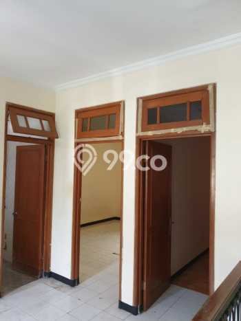 Kesempatan Emas Memiliki Rumah LT 250m2m² / LB 300m2m² di Jantung Kota Pakuwon, Surabaya Kesempatan Emas Memiliki Rumah LT 250m2m² / LB 300m2m² di Jantung Kota Pakuwon, Surabaya