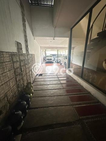 Rumah Mewah Siap Huni LT 600m2 di Dukuh Pakis, Surabaya Rumah Mewah Siap Huni LT 600m2 di Dukuh Pakis, Surabaya
