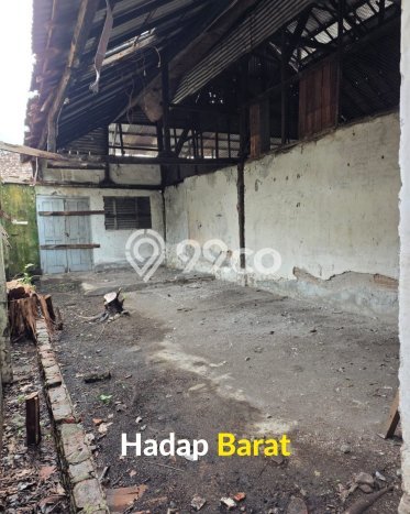 Gudang Disewakan Cepat di Tambaksari Surabaya LB 800m2 Gudang Disewakan Cepat di Tambaksari Surabaya LB 800m2
