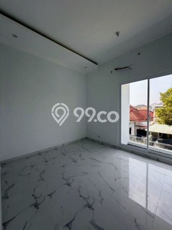 Rumah Modern 4 KT di Citraland Surabaya Unfurnished Rumah Modern 4 KT di Citraland Surabaya Unfurnished