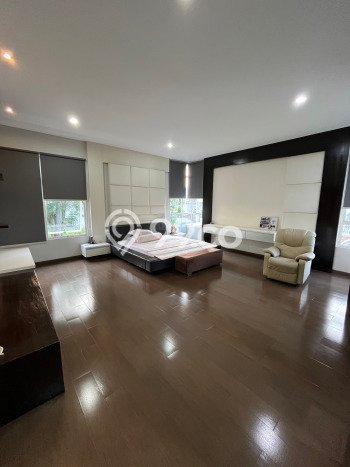 Hunian Mewah LB 800m2 Siap Pakai Desain Elegan di BSD City, Tangerang Hunian Mewah LB 800m2 Siap Pakai Desain Elegan di BSD City, Tangerang