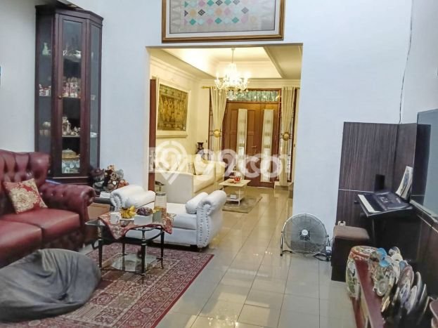 Rumah Elit Modern Tanpa Renovasi di Jatiwarna Bekasi Rumah Elit Modern Tanpa Renovasi di Jatiwarna Bekasi