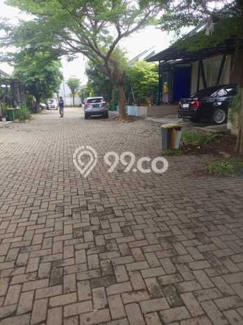 Jual Rumah Strategis Bagus Punya 2 KT di BSD Tangerang Selatan SHM Jual Rumah Strategis Bagus Punya 2 KT di BSD Tangerang Selatan SHM