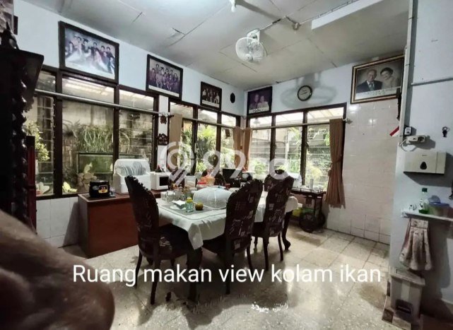 Siap Huni Rumah Mewah 12 Kamar di Lengkong Dekat ke Mana Pun Siap Huni Rumah Mewah 12 Kamar di Lengkong Dekat ke Mana Pun