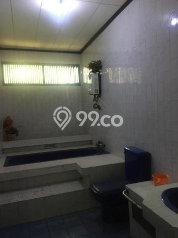 Rumah Elit Modern Tanpa Renovasi di Buah Batu Bandung Rumah Elit Modern Tanpa Renovasi di Buah Batu Bandung