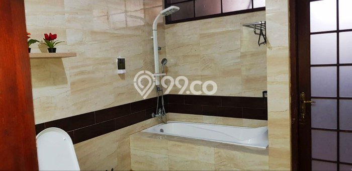 For Sale! Luxury House LT 280m2 Desain Elegan di Turangga For Sale! Luxury House LT 280m2 Desain Elegan di Turangga