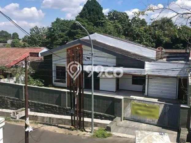 Rumah Luxury Modern Tanpa Renovasi di Pasteur Bandung Rumah Luxury Modern Tanpa Renovasi di Pasteur Bandung