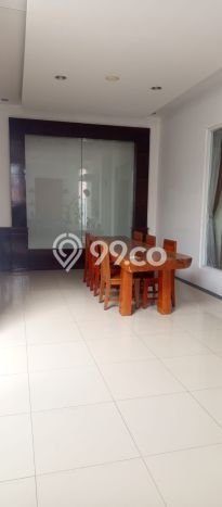 For Sale Rumah 4 Kamar Lokasi Ideal Nyaman dan Strategis di Cisarua For Sale Rumah 4 Kamar Lokasi Ideal Nyaman dan Strategis di Cisarua